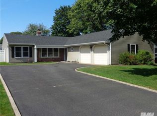 47 Henry Ave, Selden, NY 11784