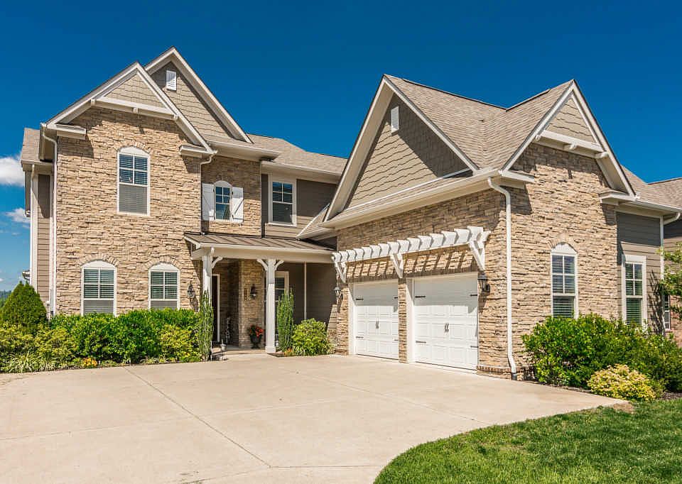 1st image of 2730 Americus Dr