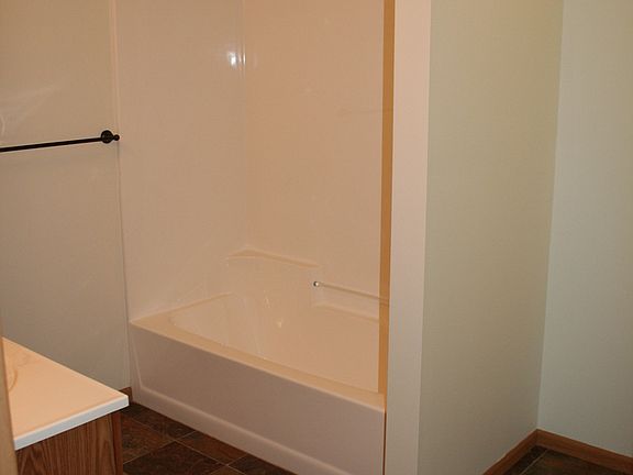 5th image of 2732 Scenic Dr #211