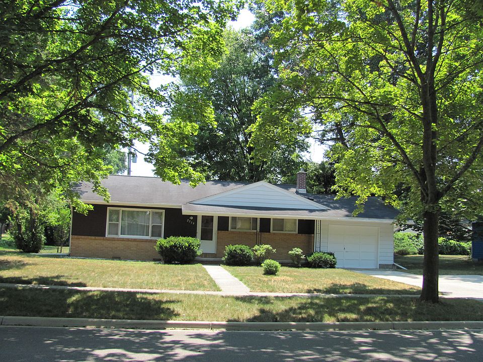 1st image of 2519 Saint Marys Dr