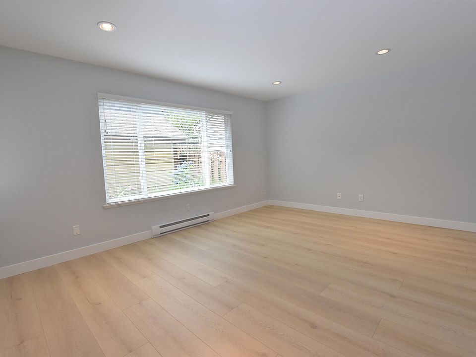 1st image of 15402 96a Ave