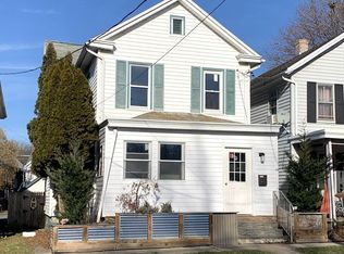 731 E Washington St, Chambersburg, PA 17201