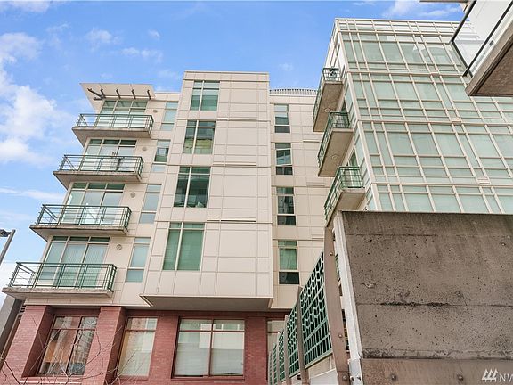 3rd image of 1188 106th Ave NE APT 226