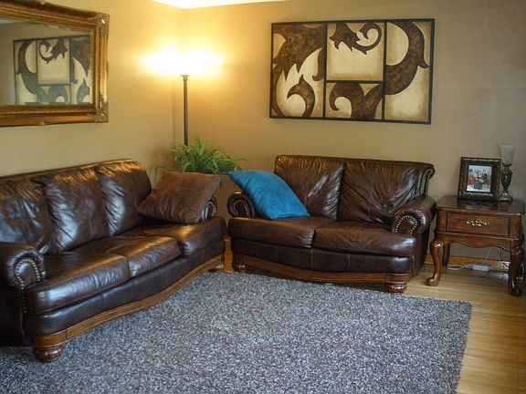 3rd image of 380 Brookwood Dr