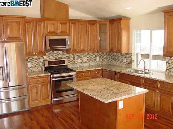 4th image of 33351 6th St