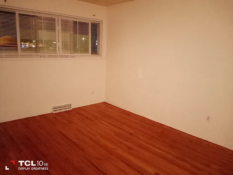 4377 Doncaster Dr #4373 — Photo 5
