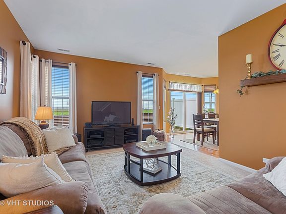 2nd image of 311 Parkside Dr