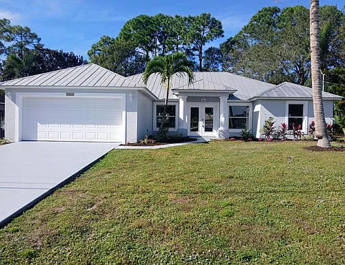 3450 SW Martin St Photo 1
