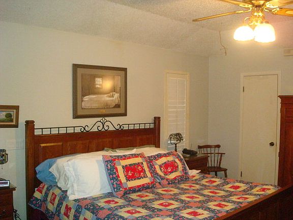 2nd image of 1307 W County Road 130