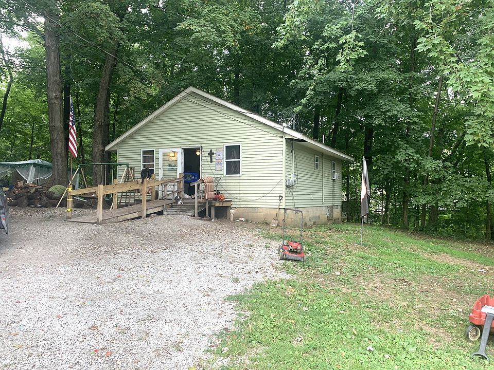 1st image of 319 W Van Buren St