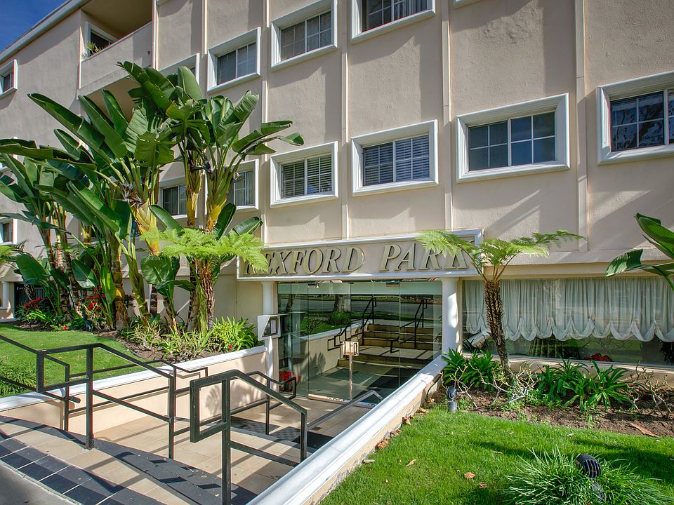1st image of 272 S Rexford Dr APT 303