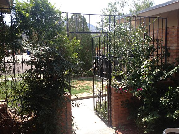 5th image of 10060 Jamaica St