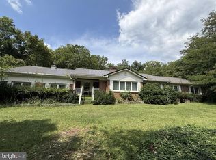 22413 Mountaineer Dr, Seneca Rocks, WV 26884