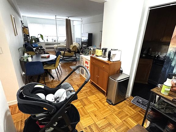 5th image of 333 E 46th St APT 3G