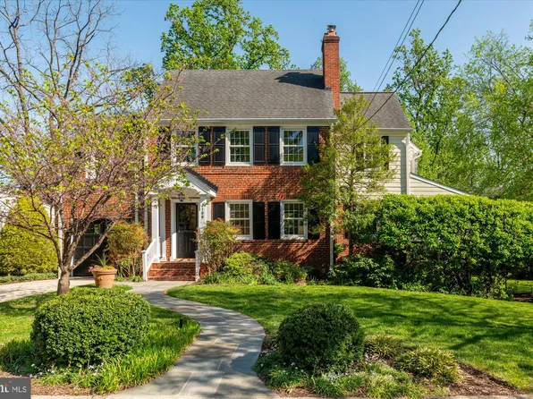 3108 Cummings Ln, Chevy Chase, MD 20815