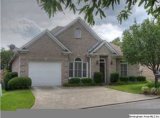 2829 Cross Bridge Dr, Vestavia, AL 35216