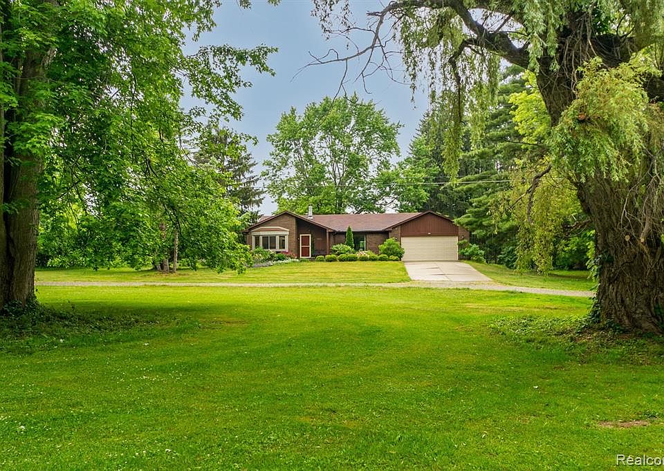 46210 W Eleven Mile Rd, Novi, MI 48374 MLS 20230046388 Zillow
