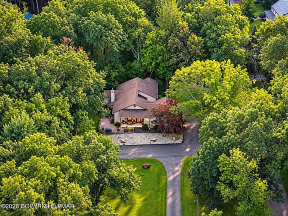 5th image of 129 Poplar Ln