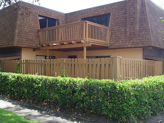 4th image of 1662 S Park Ave