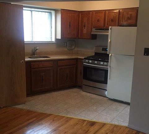 5th image of 5812 78th St #1