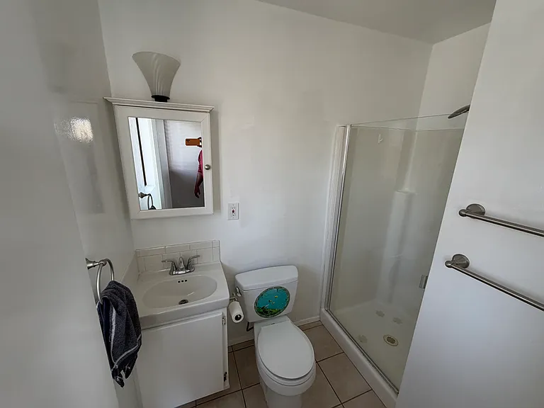 4612 Bermuda Ave — Photo 6