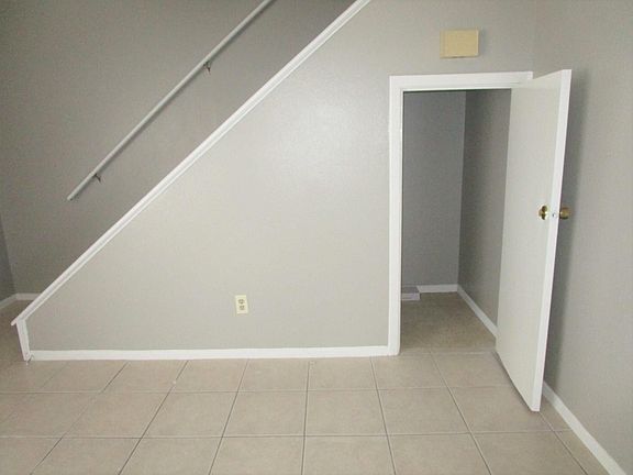 4th image of 9423 Turrentine Dr