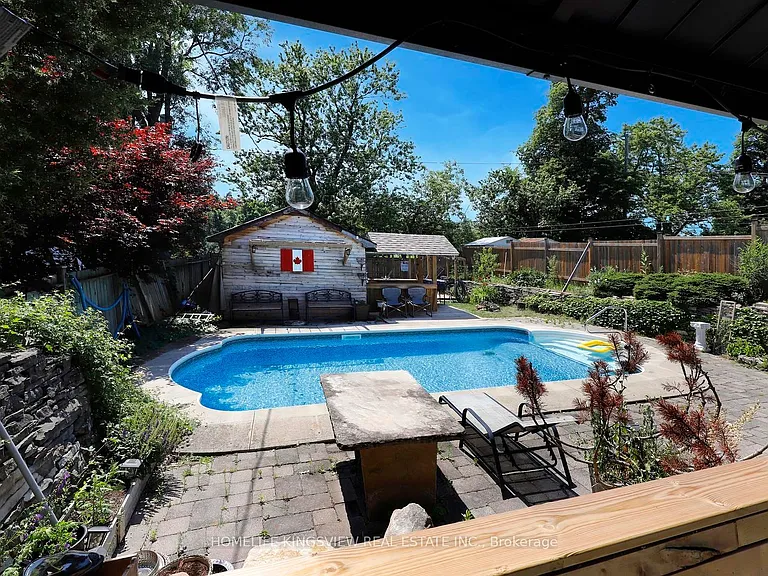 110 Longfield Rd — Photo 33