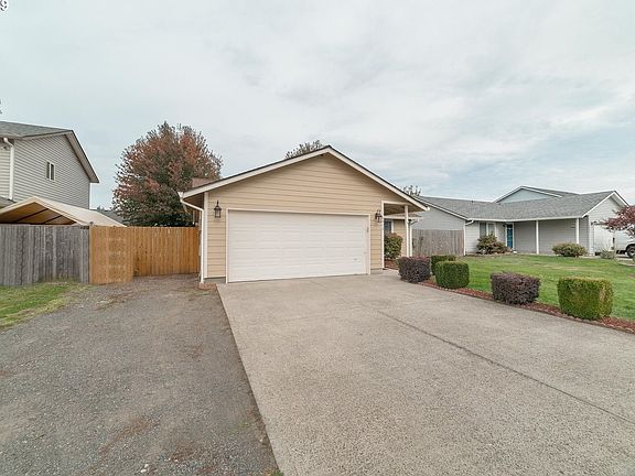 3rd image of 16914 NE 19th St