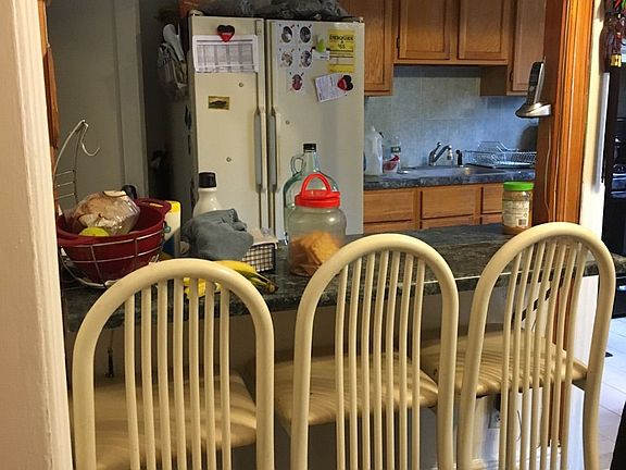 4th image of 1525 Kimball St