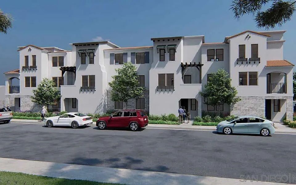 2nd image of 635 Pine Ave #1