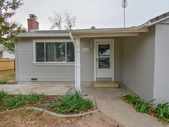 2nd image of 1442 66th Ave