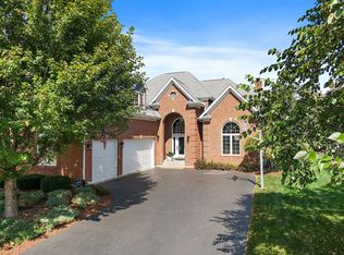 648 Sheffield Cir, Sugar Grove, IL 60554