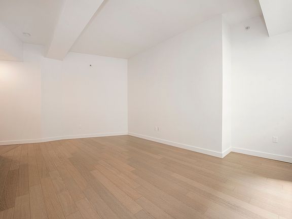 3rd image of 20 Exchange Pl APT 1213