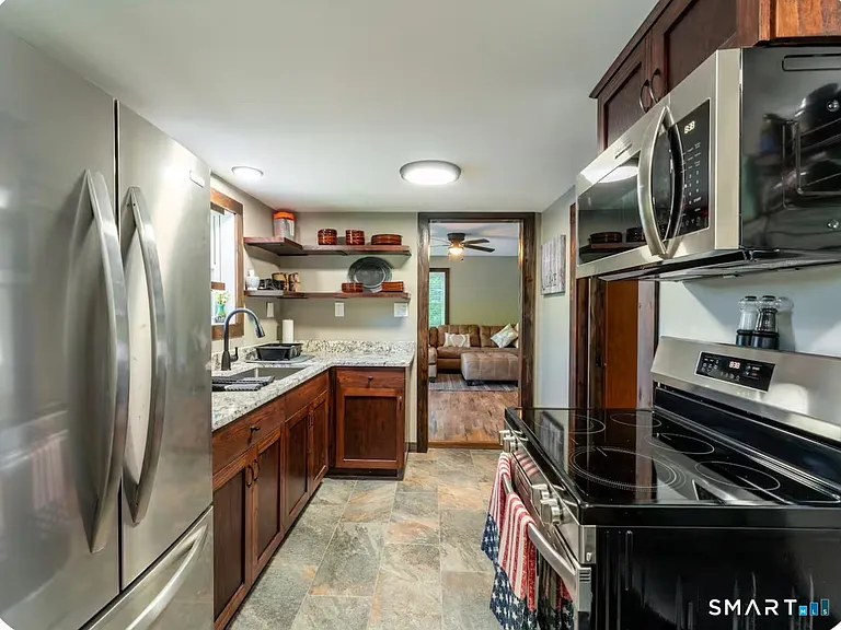 37 Sheldon Cir — Photo 7