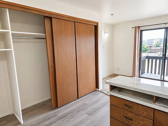 3rd image of 320 S 700 E APT 46