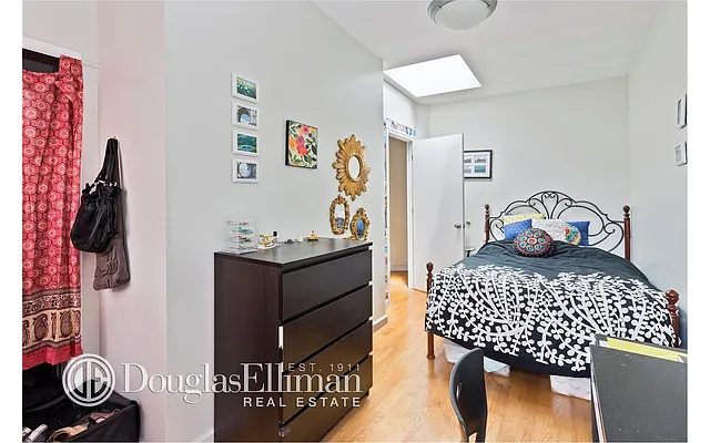 Rented by Douglas Elliman | media 6
