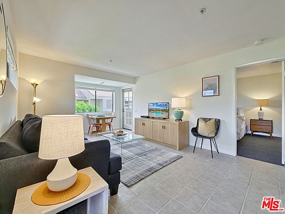 5th image of 222 N Calle El Segundo APT 519