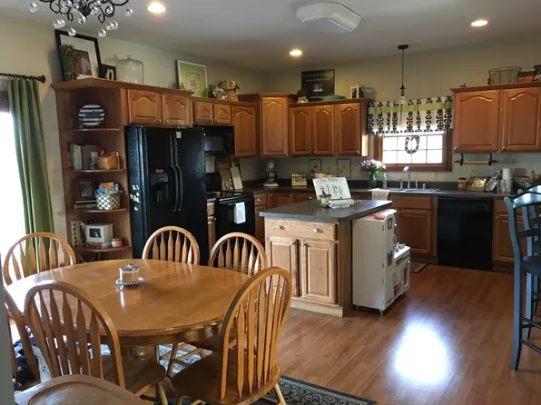 2 Toadvine Rd, Bessemer, AL 35023