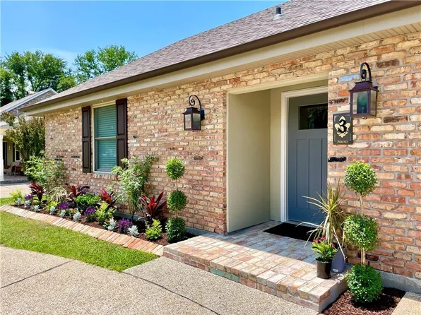 3 Erin Ct, Harahan, LA 70123