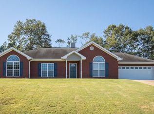80 Redwood Dr, Phenix City, AL 36869