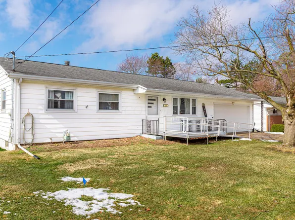 18 N Long St, Shelby, OH 44875