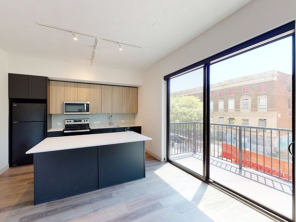 Dining/Living room