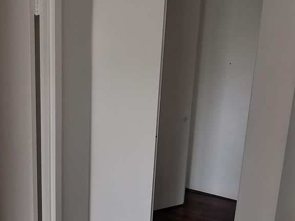 2nd image of 1540 N La Salle Dr APT 306