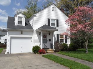 207 Davisson St, Bridgeport, WV 26330