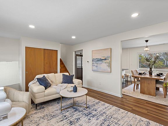 5th image of 430 Electric Ave