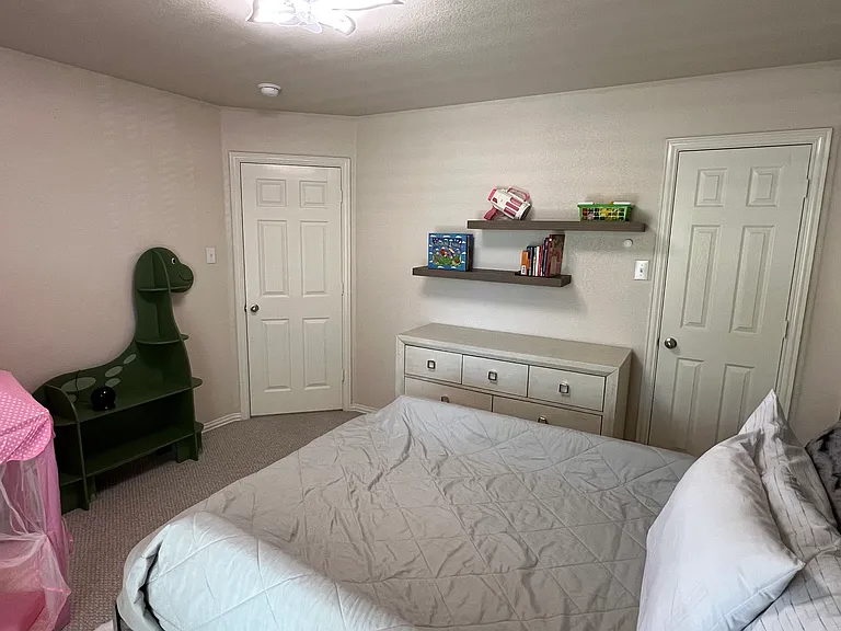 10215 Waterbury Dr — Photo 49