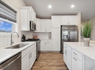 1941 Fulton Rd, Carver, MN 55315