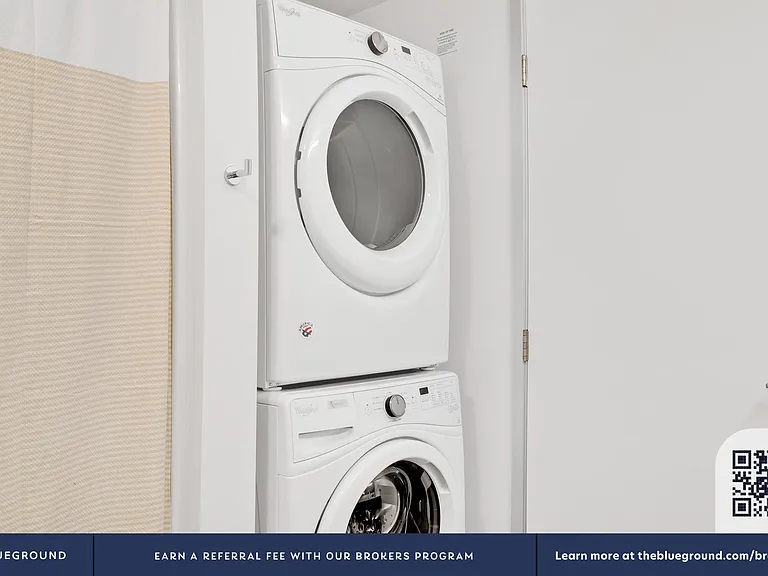 Washer/Dryer in Apartment