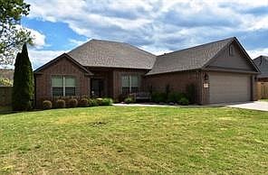 1st image of 905 Carter Ct