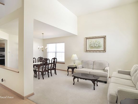 2nd image of 9811 Chetwood Dr